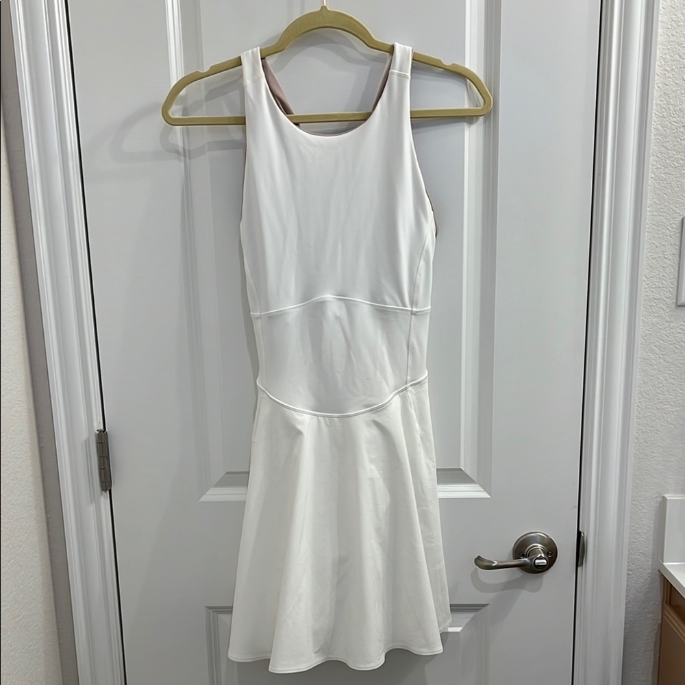 Lululemon Court Crush Dress white NWT Sz 8 - Picture 4 of 11
